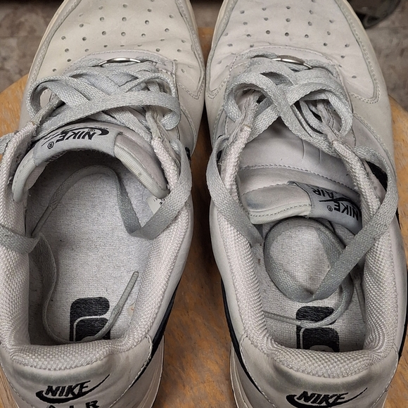 Nike Air Force 1 White with Black Swoosh - Picture 8 of 9